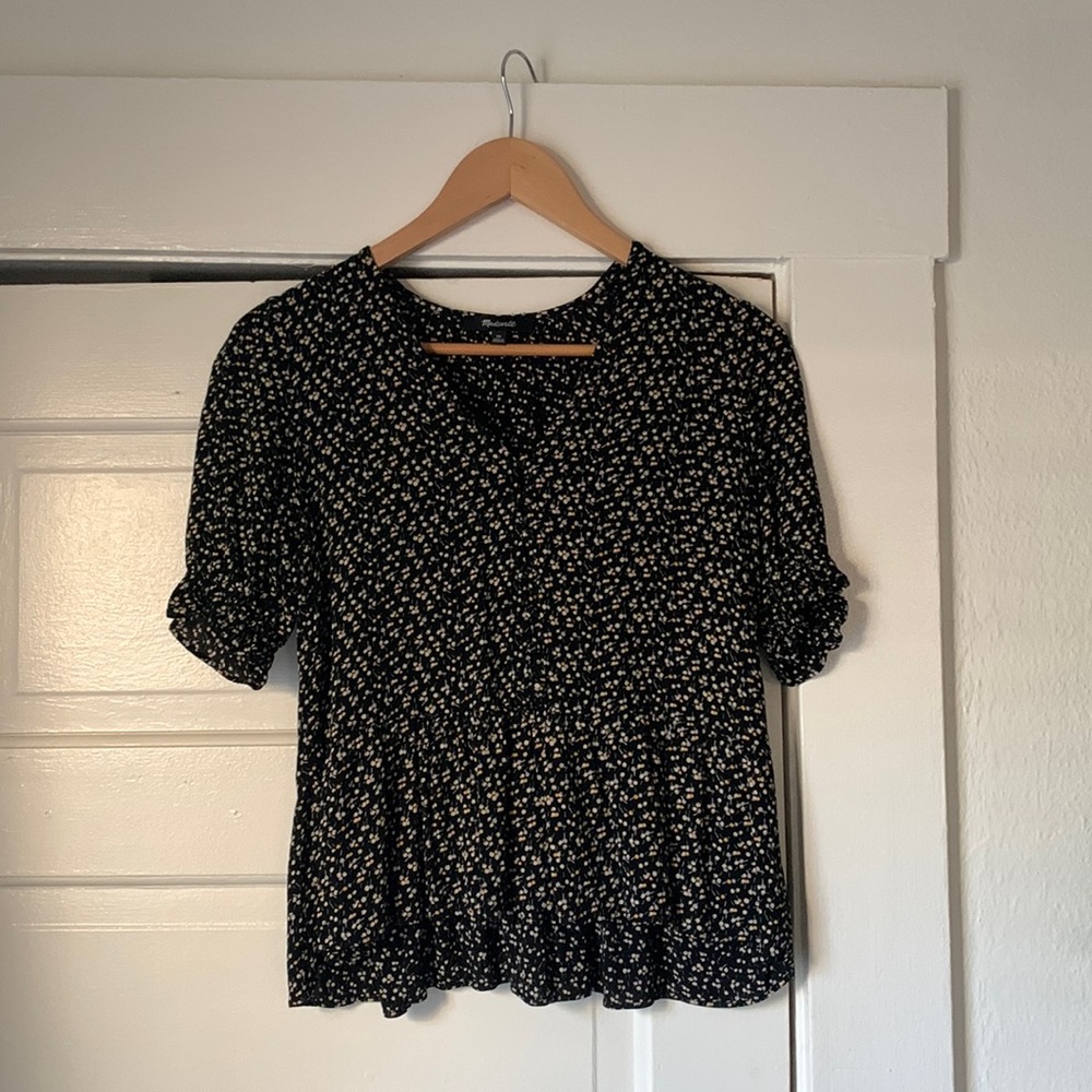 Madewell Courtyard ruffle-hem top in playground posies